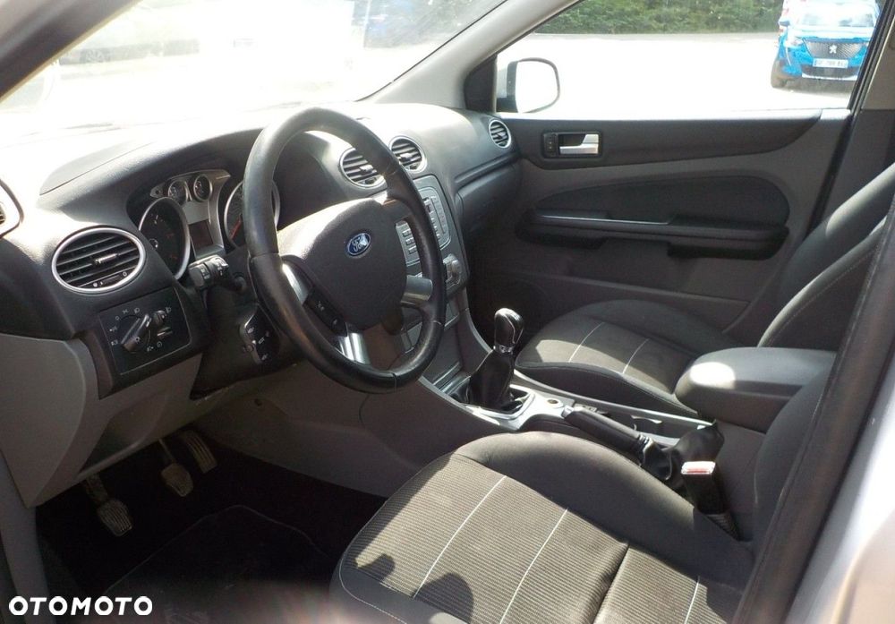 Ford Focus - 22