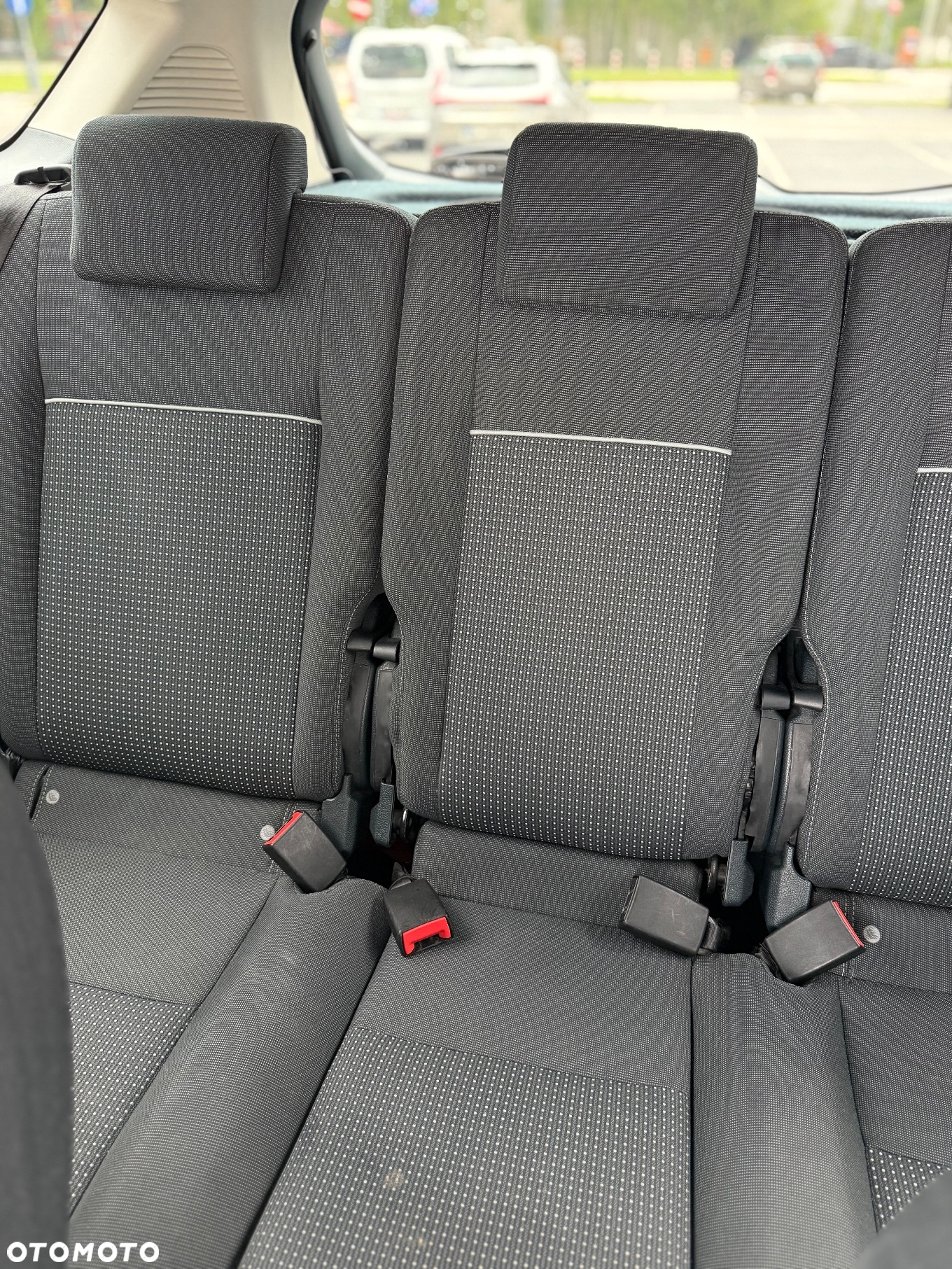 Ford C-MAX 2.0 TDCi Trend MPS6 - 11