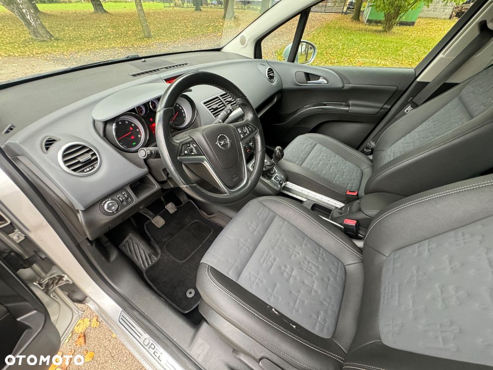 Opel Meriva 1.4 T Cosmo - 32