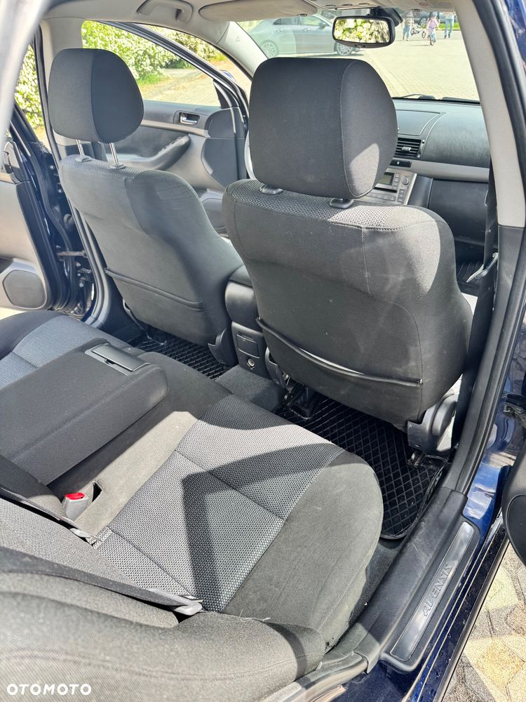 Toyota Avensis 2.0 D-4D Sol - 20
