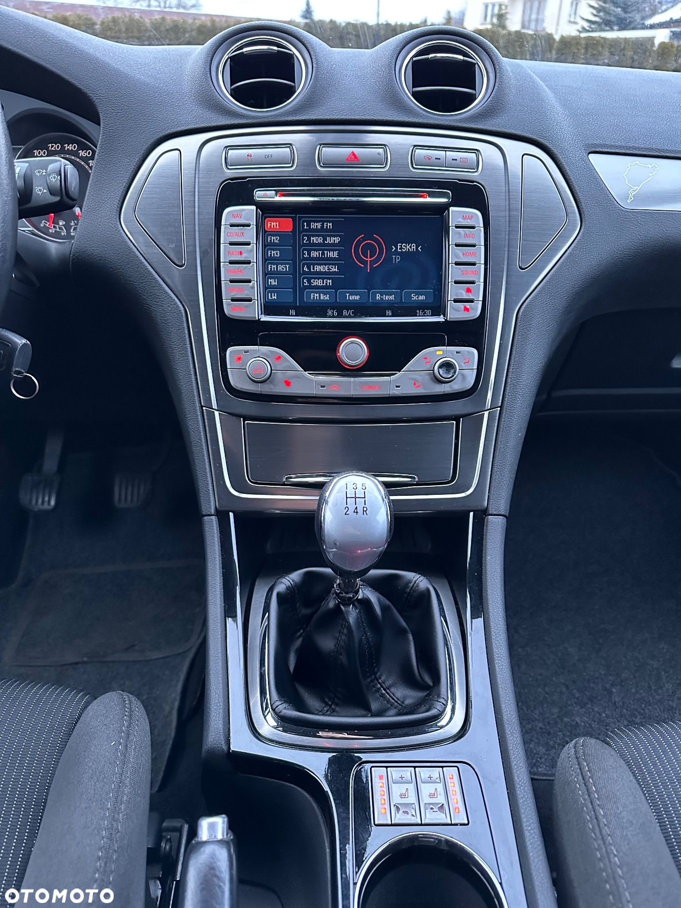 Ford Mondeo 2.0 Titanium - 13