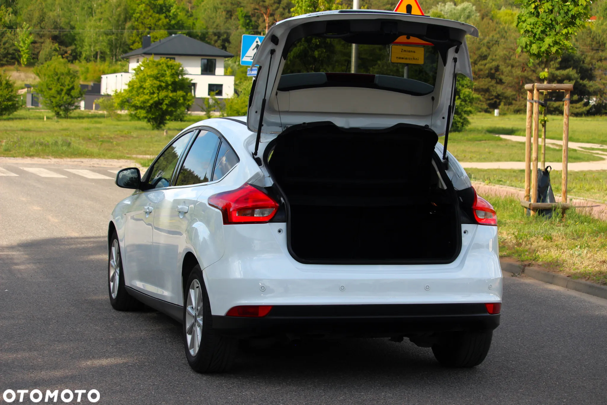 Ford Focus - 11