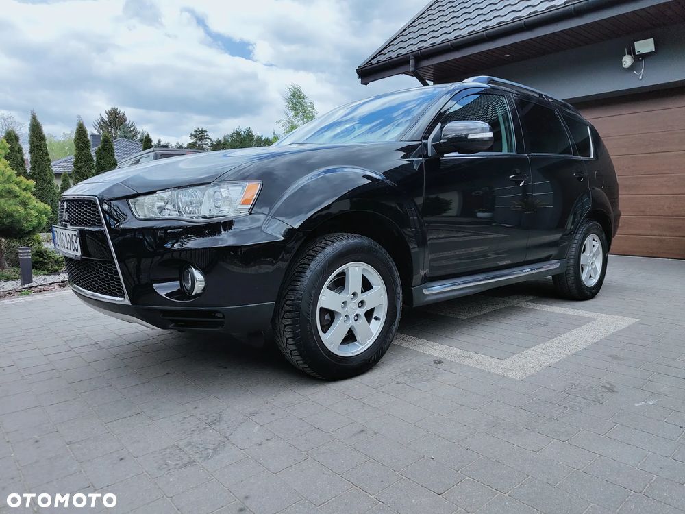 Mitsubishi Outlander 2.2 DI-D 4WD TC-SST Intense - 37