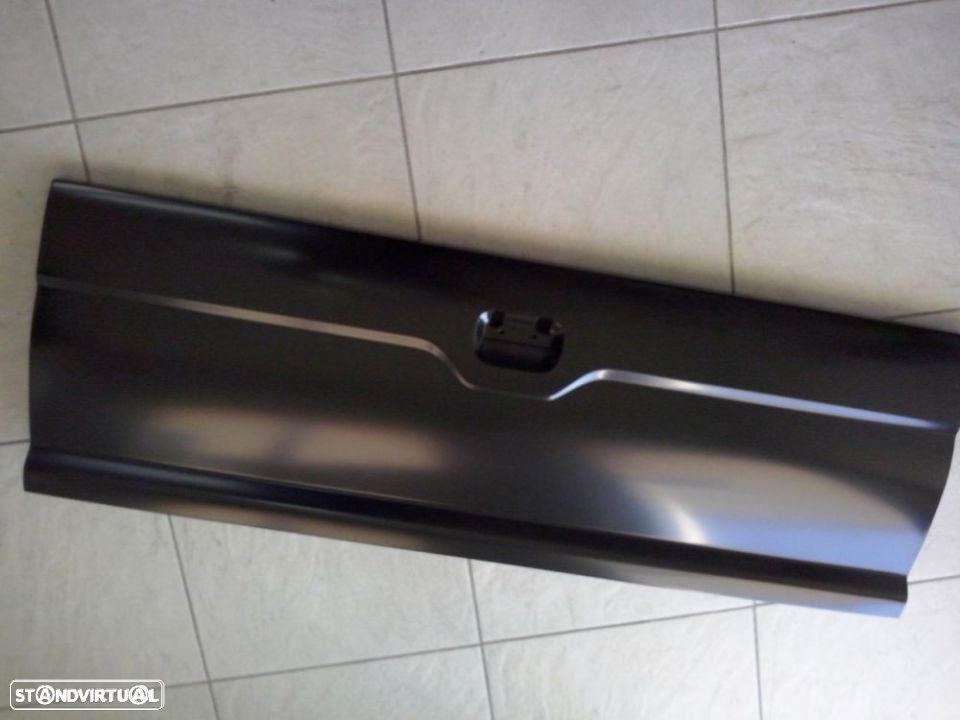 Tampa de mala Mitsubishi L200 K64 K74 Strakar NOVO - 1
