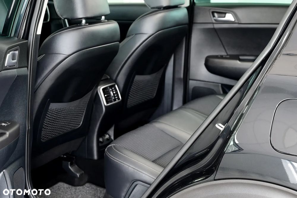 Kia Sportage 1.6 CRDI Black Edition Plus 2WD - 8