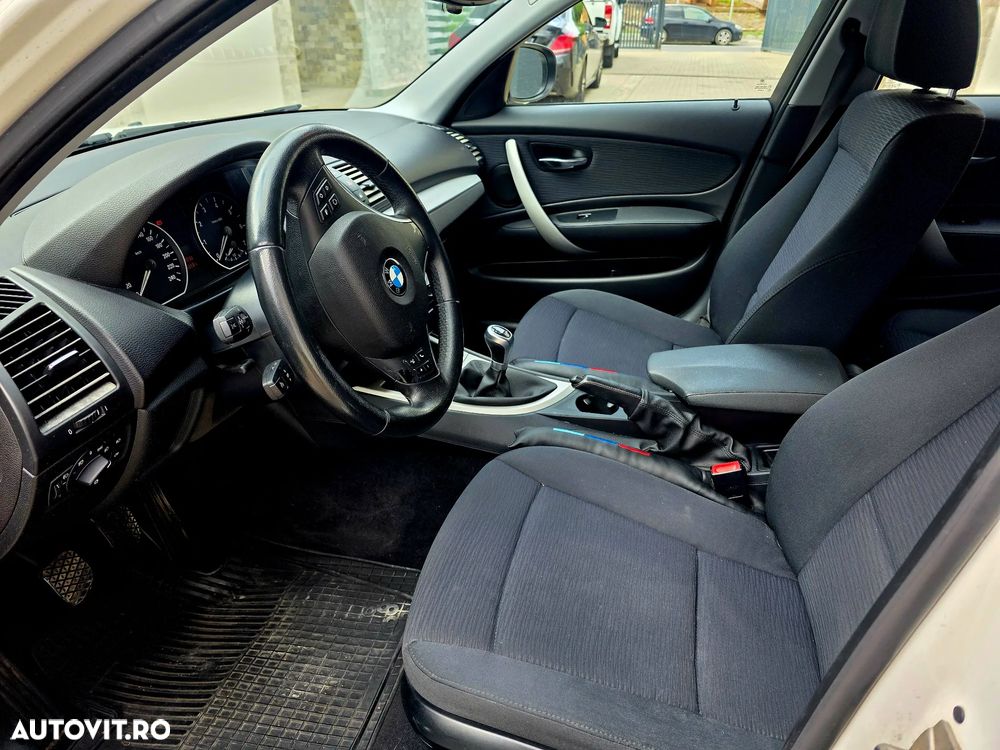 BMW Seria 1 116i Aut. - 6