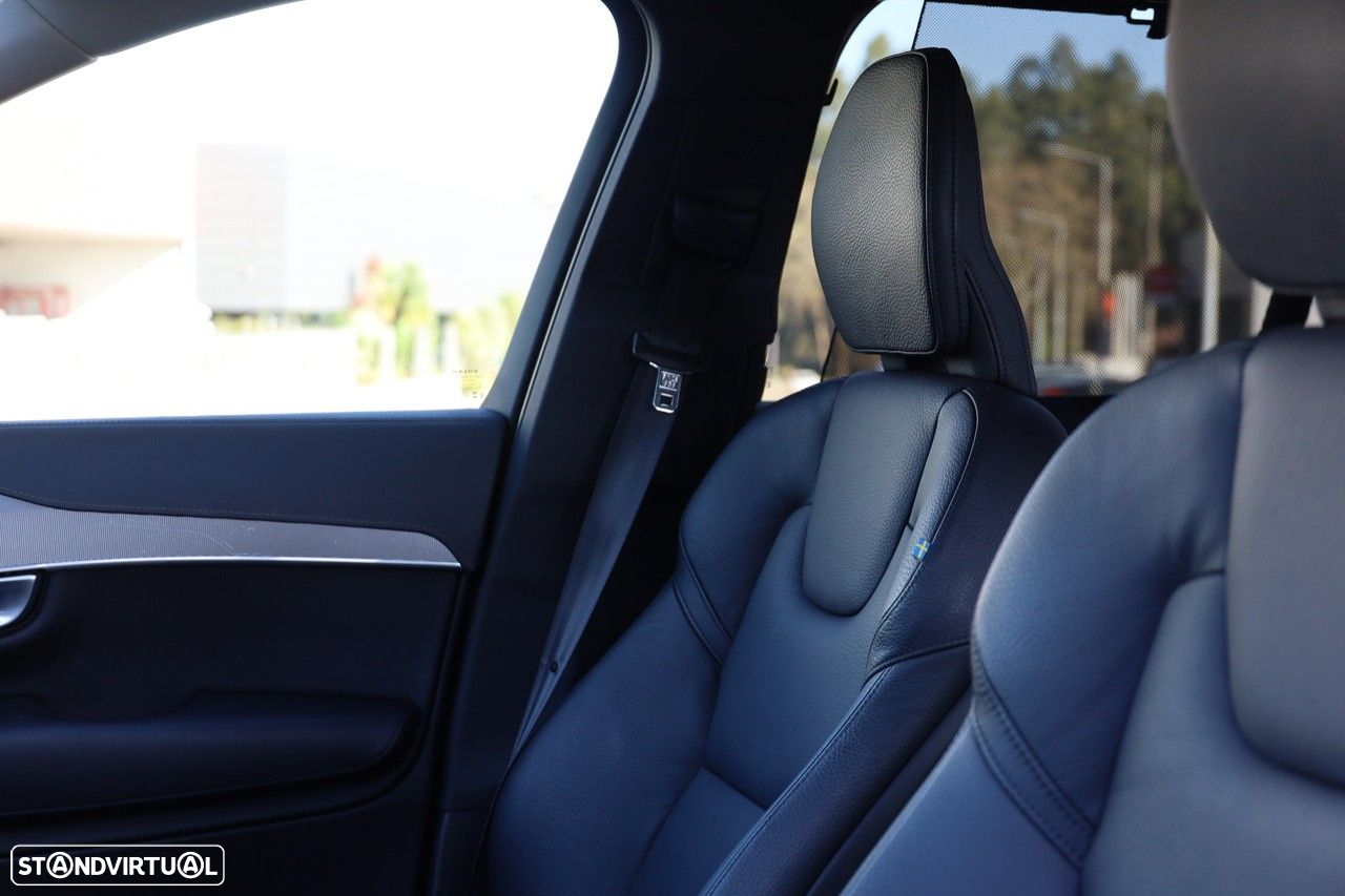 Volvo XC 90 2.0 T8 PHEV Plus Dark AWD - 9