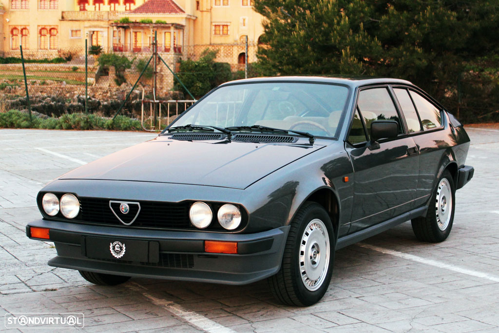 Alfa Romeo GTV - 5