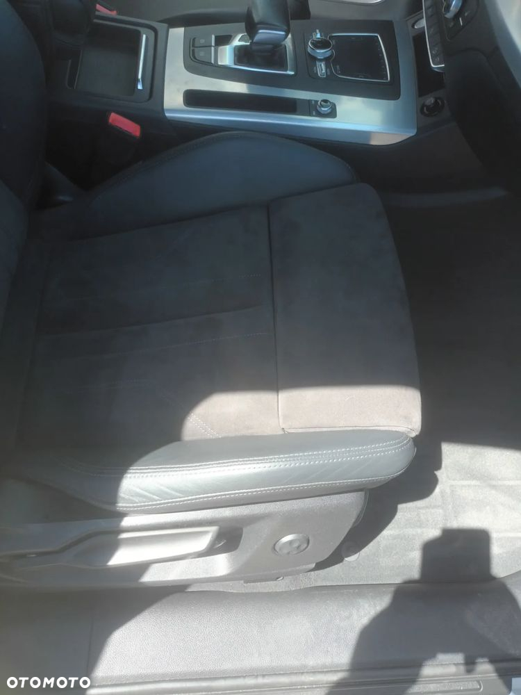 Audi Q5 2.0 TDI Quattro Design S tronic - 13