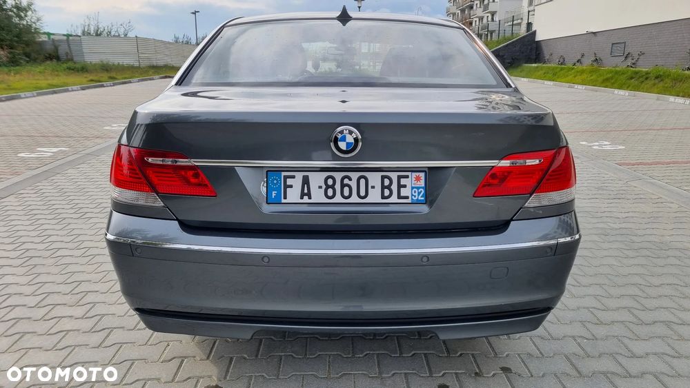 BMW Seria 7 740i - 20