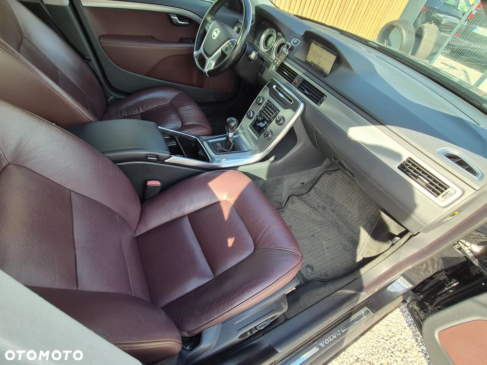 Volvo V70 T4 Dynamic Summum - 31