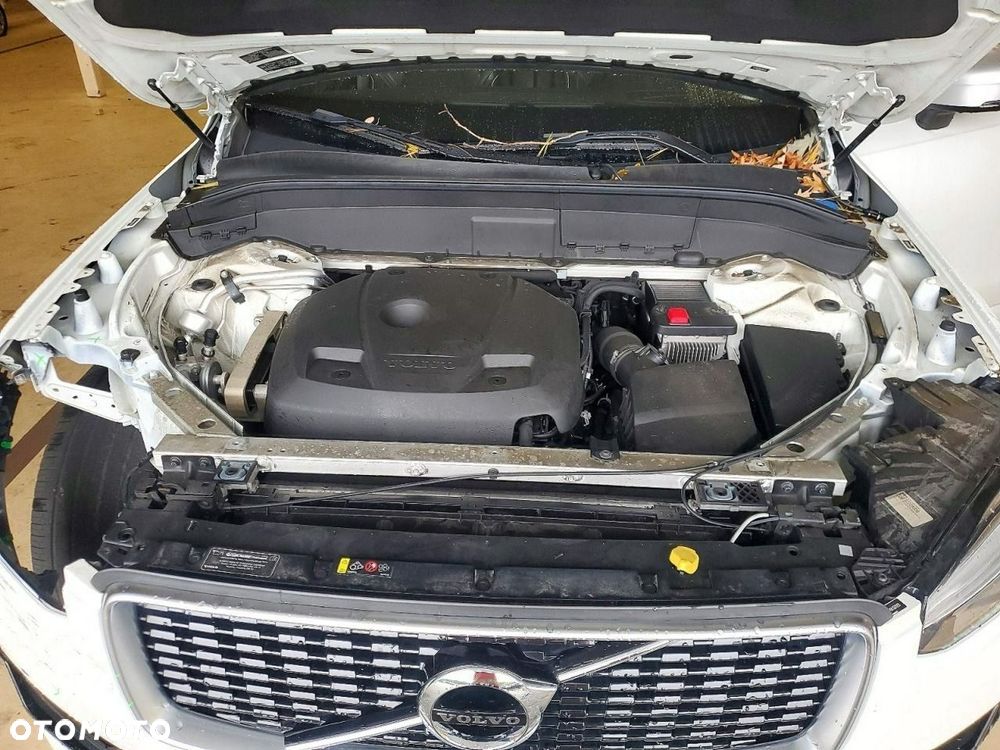 Volvo XC 90 - 12