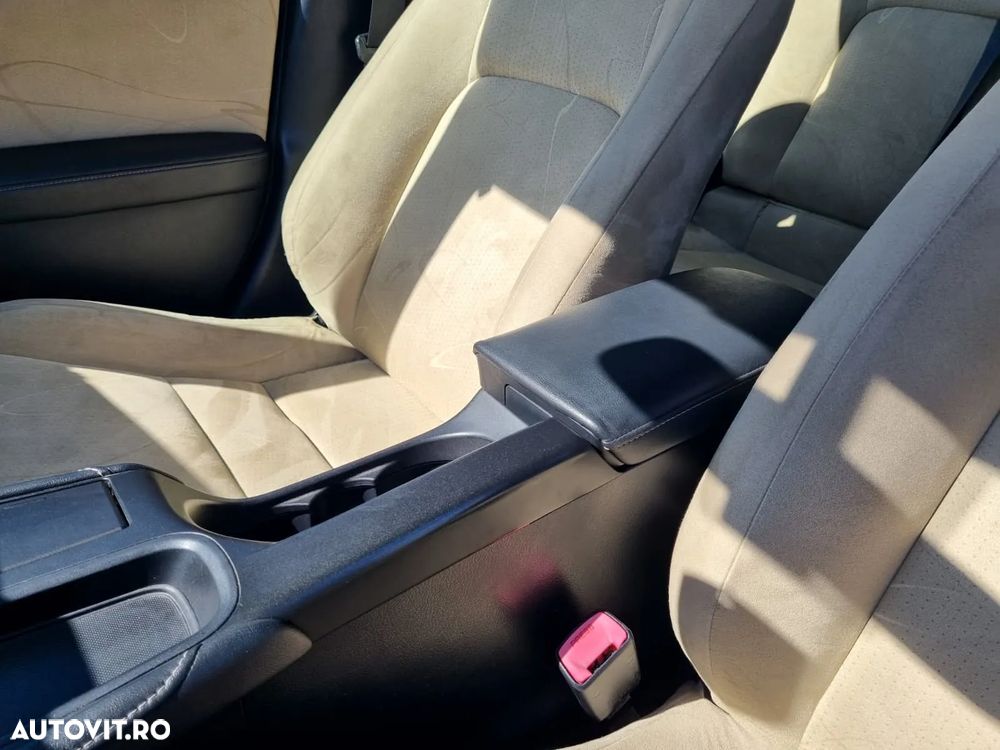 Lexus CT 200h Aut. Luxury - 24