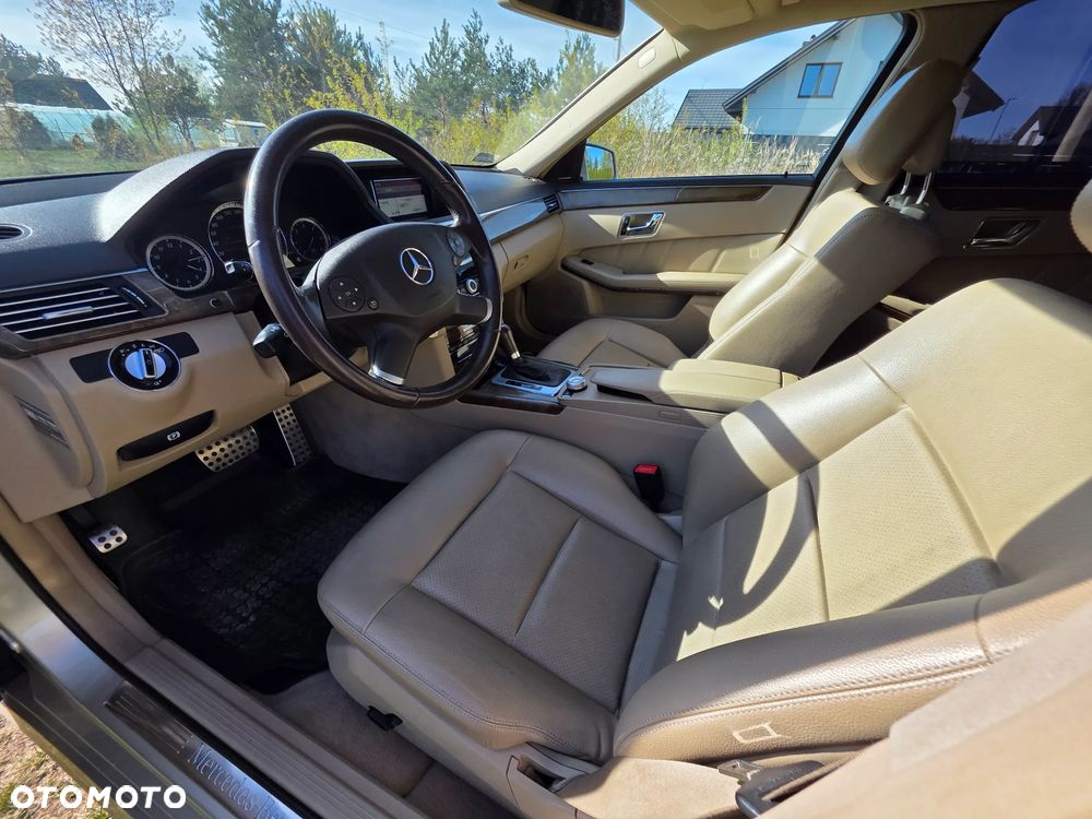 Mercedes-Benz Klasa E 250 CDI DPF BlueEFFICIENCY Automatik Elegance - 8