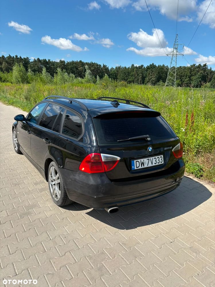 BMW Seria 3 318d - 3