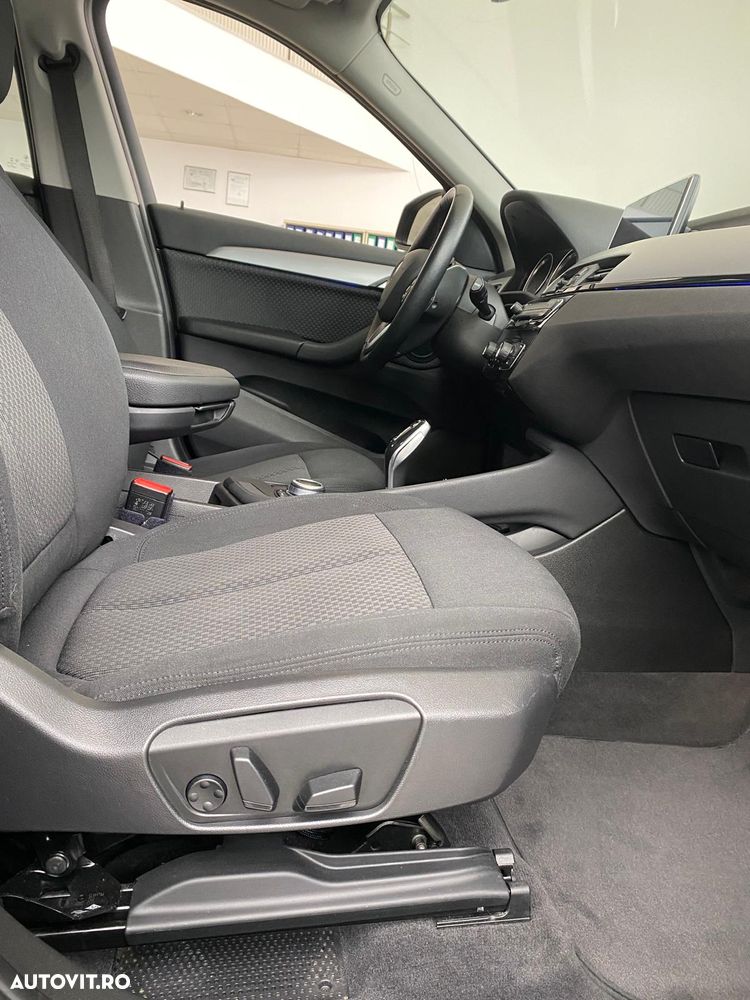 BMW X1 sDrive18d AT - 17