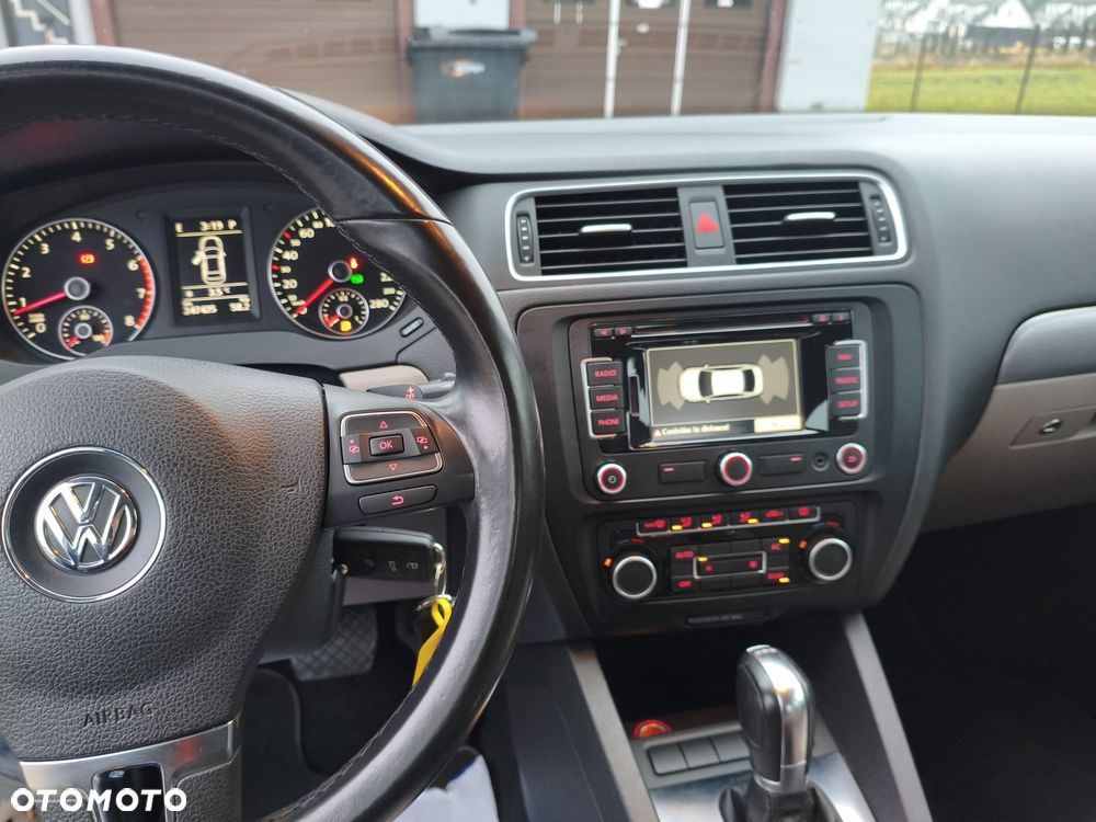 Volkswagen Jetta 1.4 TSI DSG Comfortline - 17