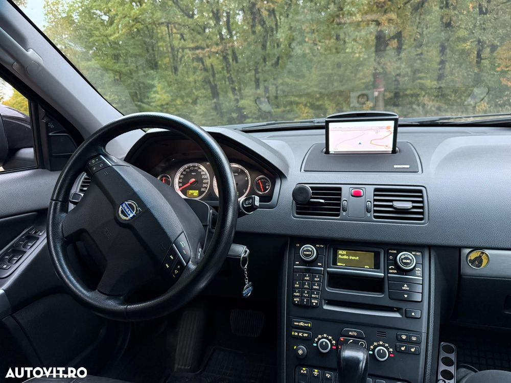 Volvo XC 90 D5 Geartronic Momentum - 17