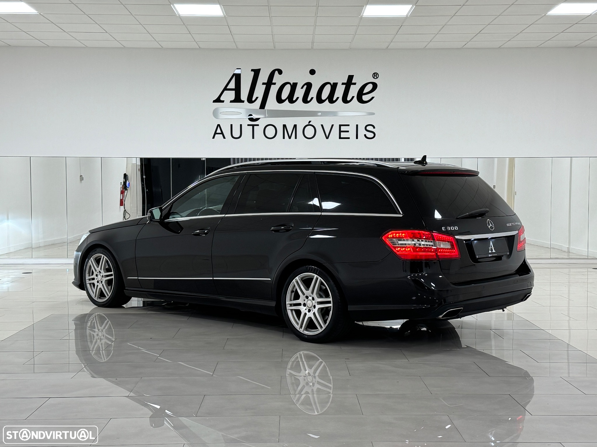 Mercedes-Benz E 300 Bluetec Hybrid Avantgarde - 6