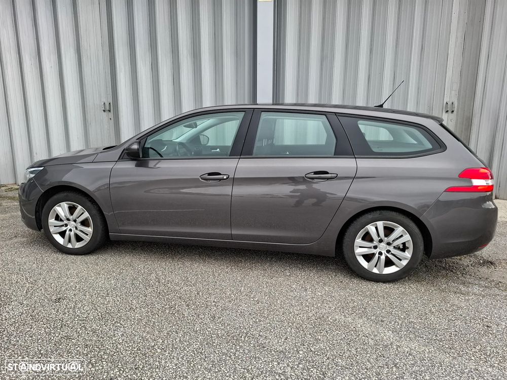 Peugeot 308 SW - 9