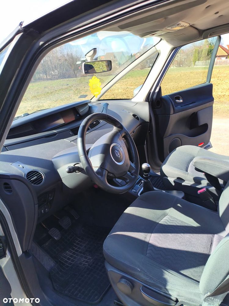 Renault Espace 2.0 dCi Expression - 8