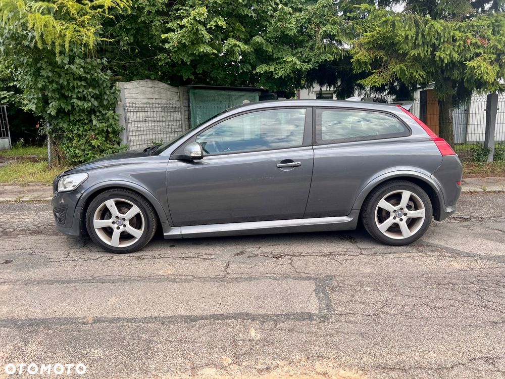 Volvo C30 D2 R-Design - 11