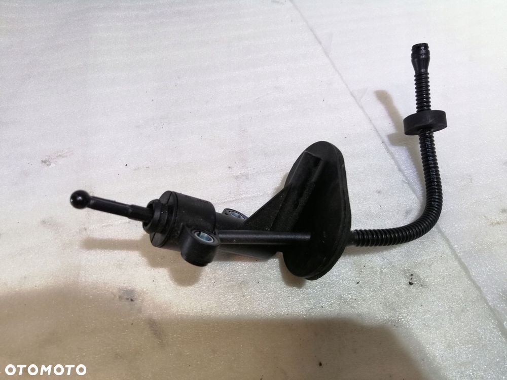 OPEL ADAM WYSPRZĘGLIK POMPKA SPRZĘGŁA 55594516 - 2
