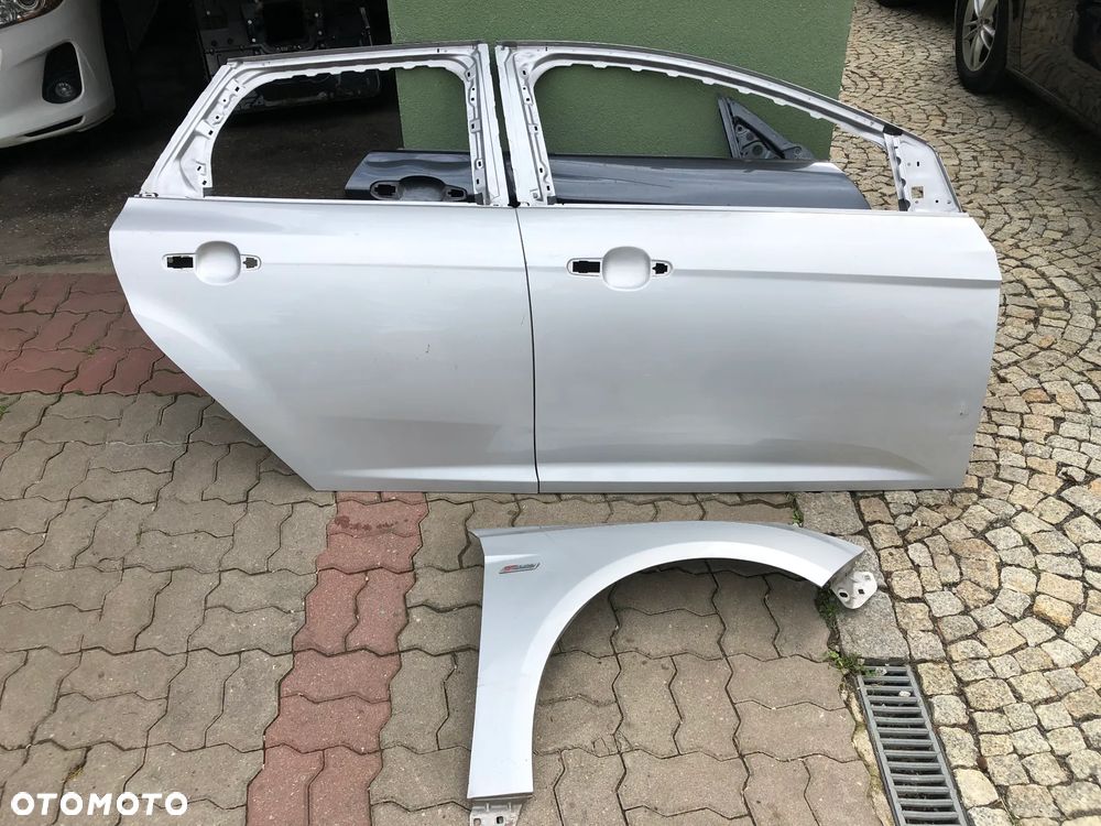 FORD FOCUS MK3 DRZWI BLOTNIK PRZEDNIE PRAWE TYLNIE TYL - 2