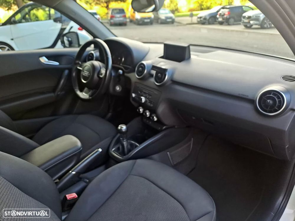 Audi A1 1.6 TDI Attraction - 24