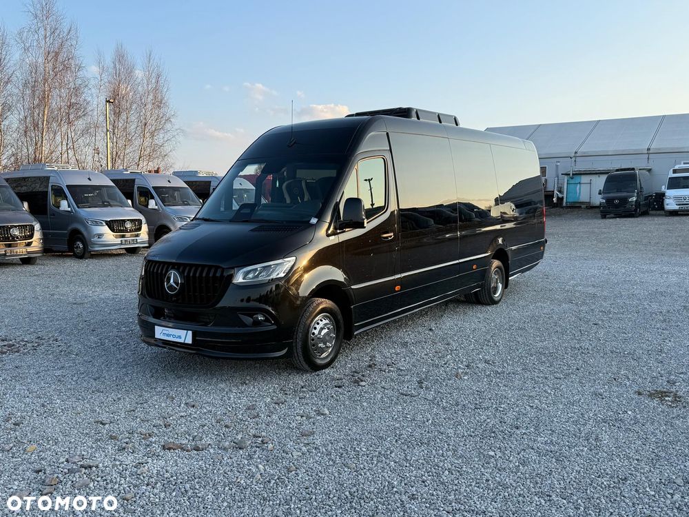 Mercedes-Benz Sprinter 519 - 20