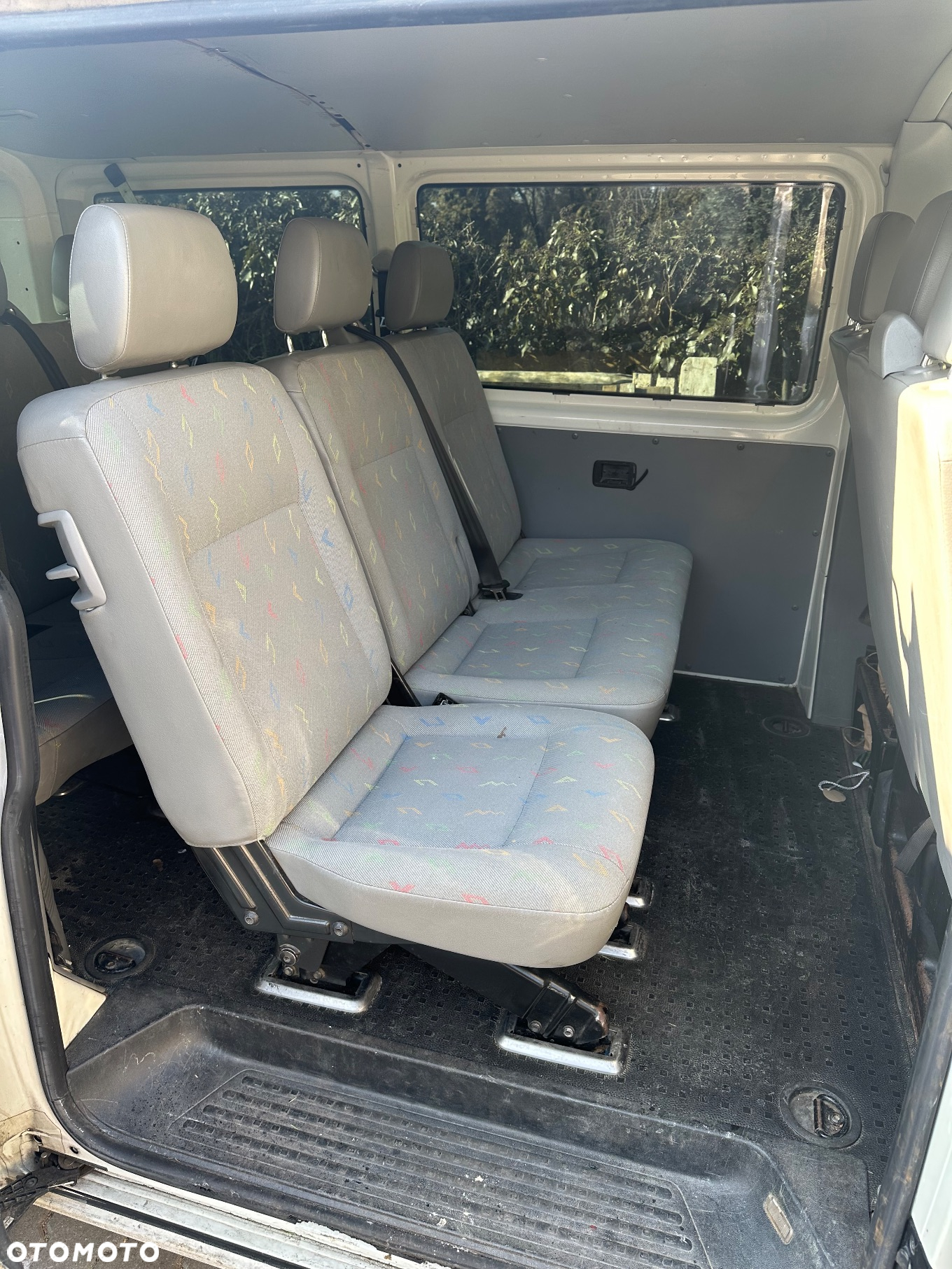 Volkswagen Transporter T5 TDI L1H1 - 6