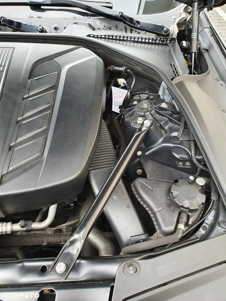 BMW Seria 5 520d Blue Performance - 16