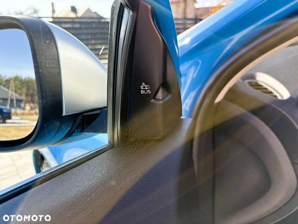 Volvo V40 D4 Geartronic RDesign - 17