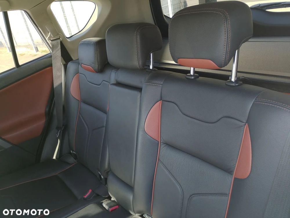 Toyota RAV4 2.0 Premium MS - 9