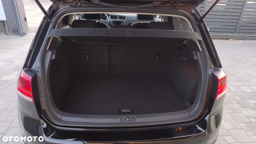 Volkswagen Golf 1.2 TSI BlueMotion Technology Cup - 24