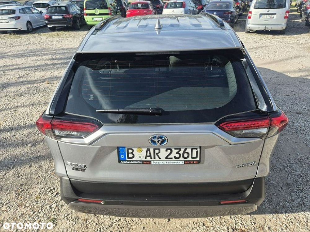 Toyota RAV4 - 18