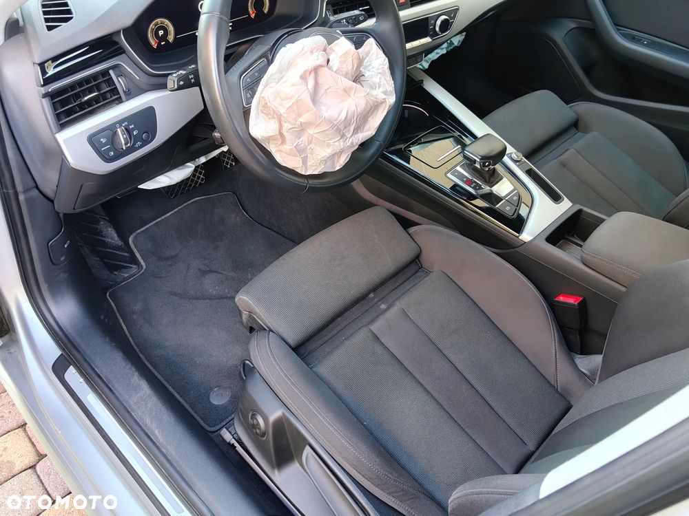 Audi A4 Avant 35 TDI mHEV S Line S tronic - 15