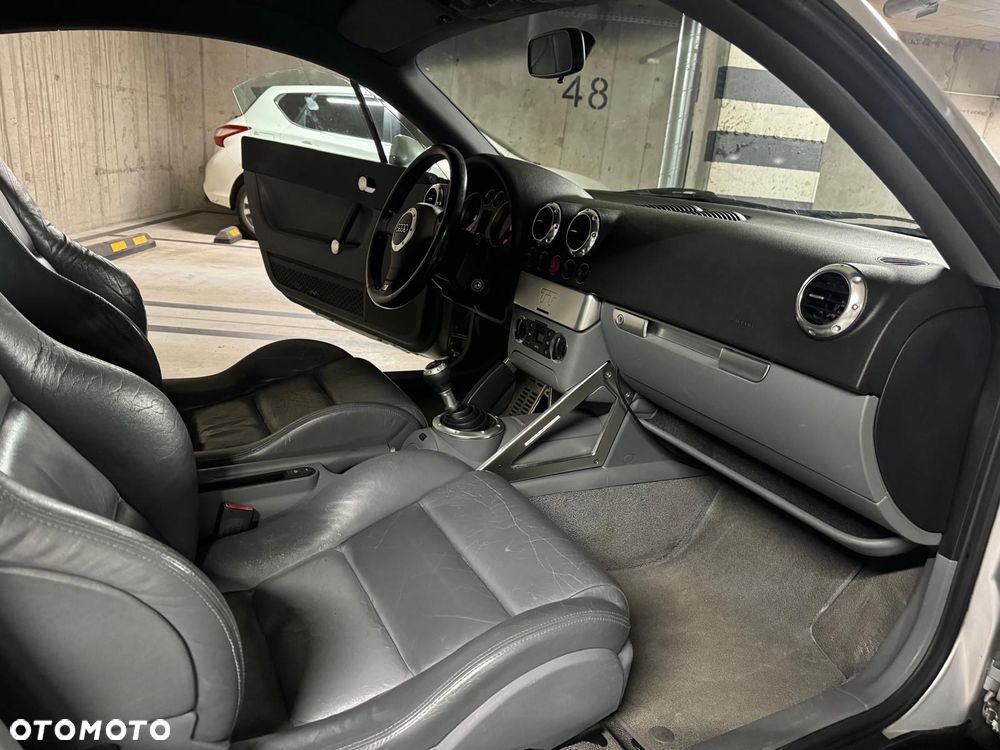 Audi TT Coupé 1.8 T - 7