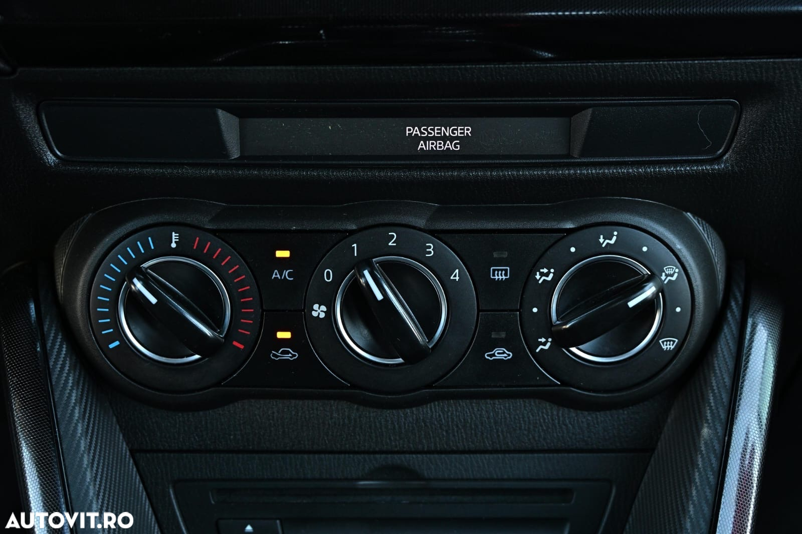 Mazda 2 CD105 Attraction - 9