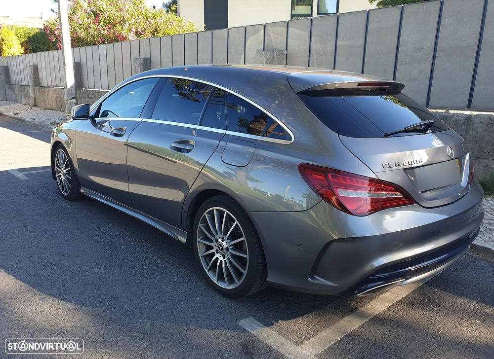 Mercedes-Benz CLA 200 d Shooting Brake Urban Aut. - 2