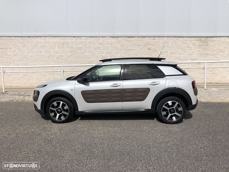 Citroën C4 Cactus 1.2 PureTech Shine EAT6 - 3