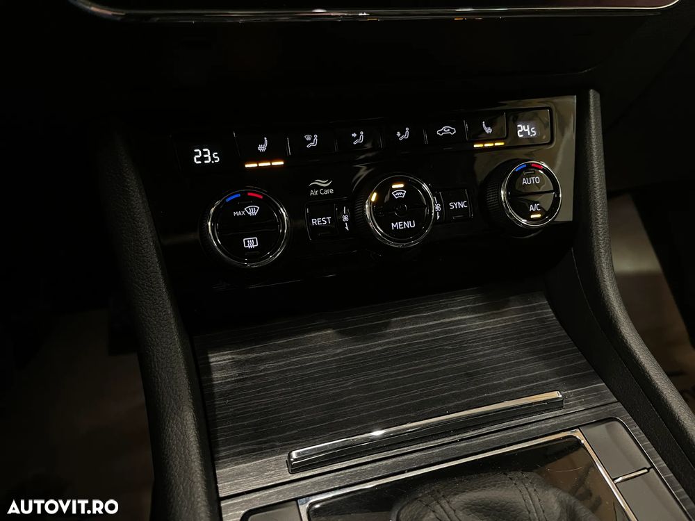 Skoda Superb 2.0 TDI 4X4 DSG Style - 25