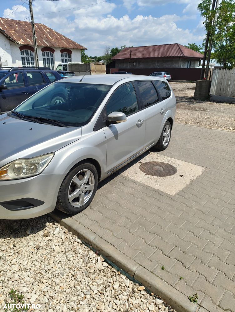 Ford Focus 1.6 TDCI DPF Ghia - 2