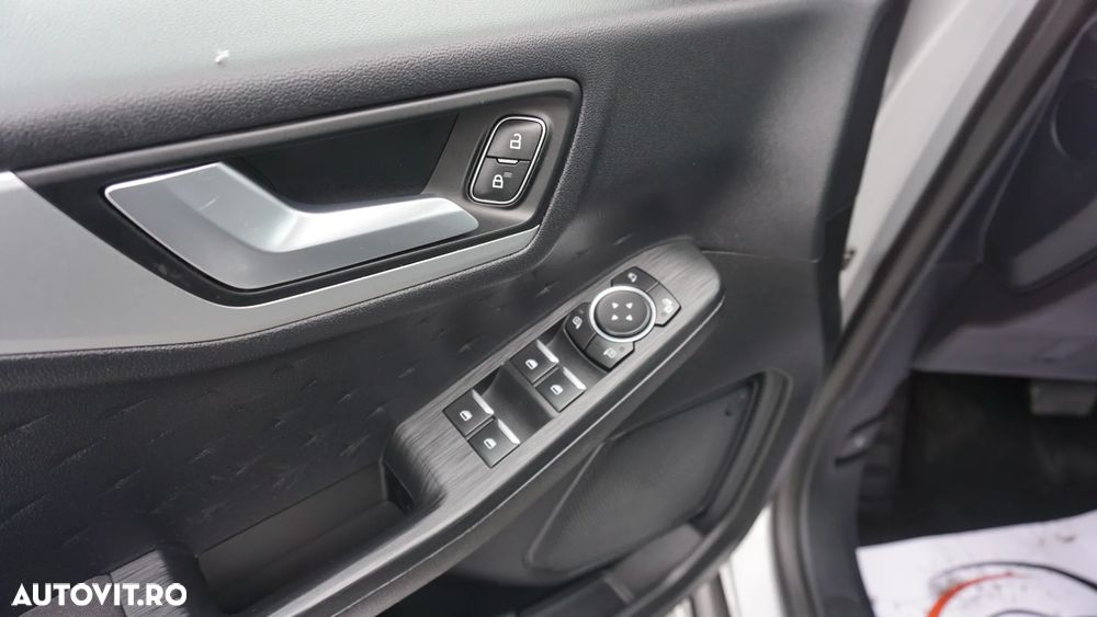 Ford Kuga 1.5 EcoBlue Aut. TITANIUM - 18