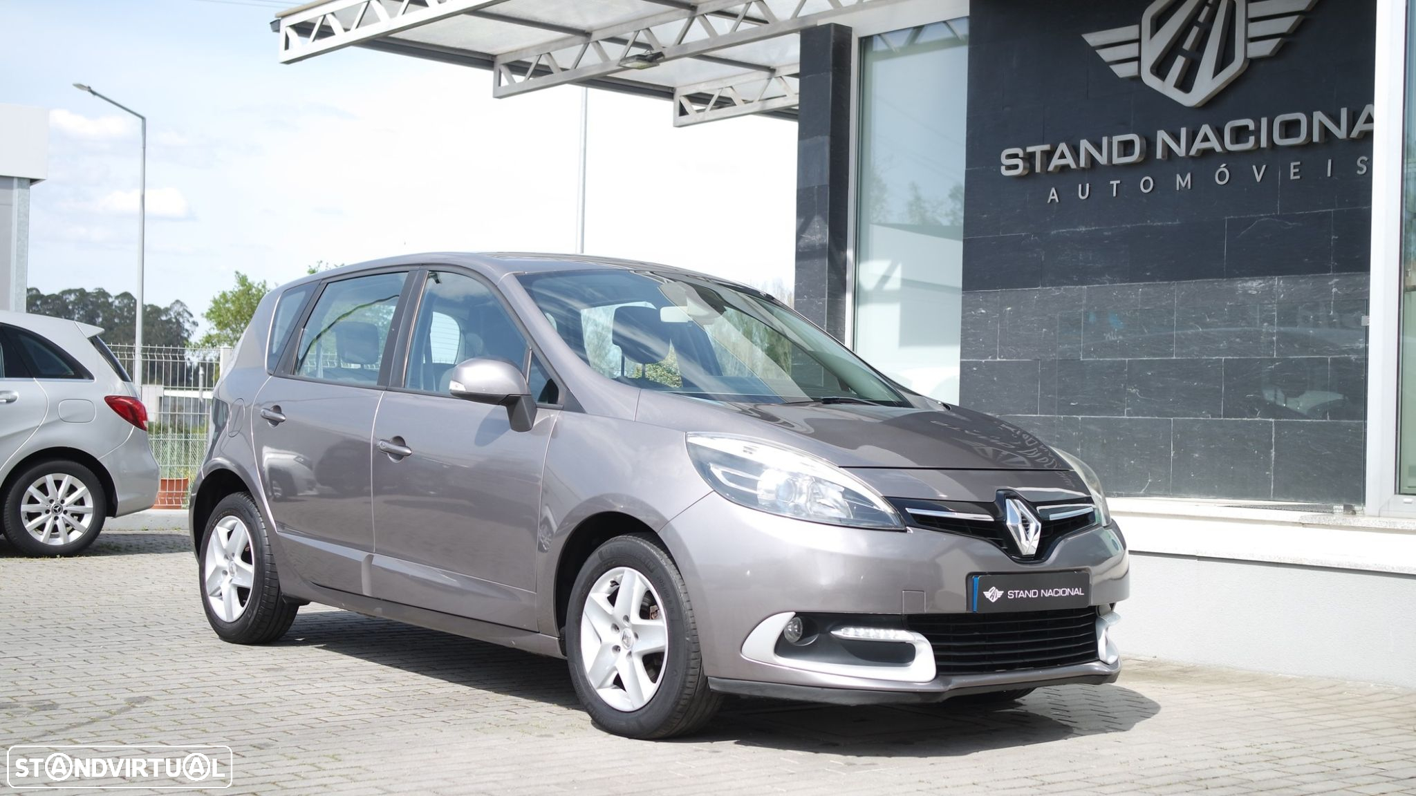 Renault Mégane Scénic - 5