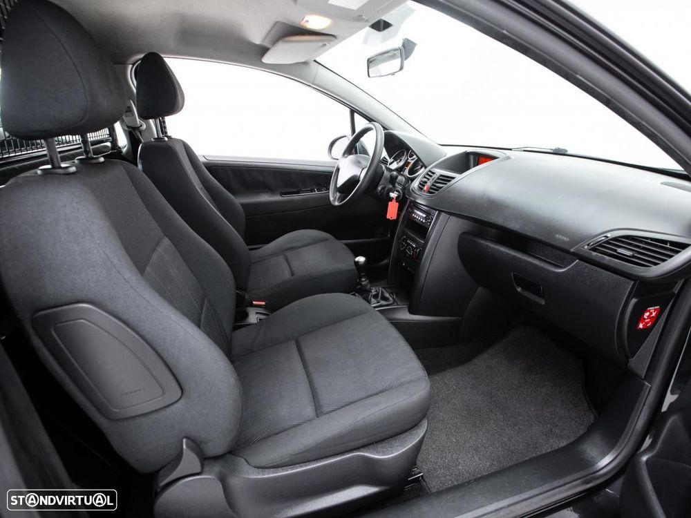 Peugeot 207 Van - 9