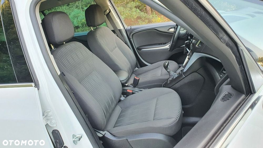 Opel Zafira - 8