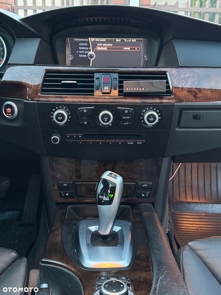 BMW Seria 5 535i Modern Line - 21