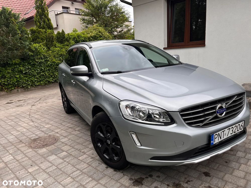 Volvo XC 60 D4 Drive-E Momentum - 3