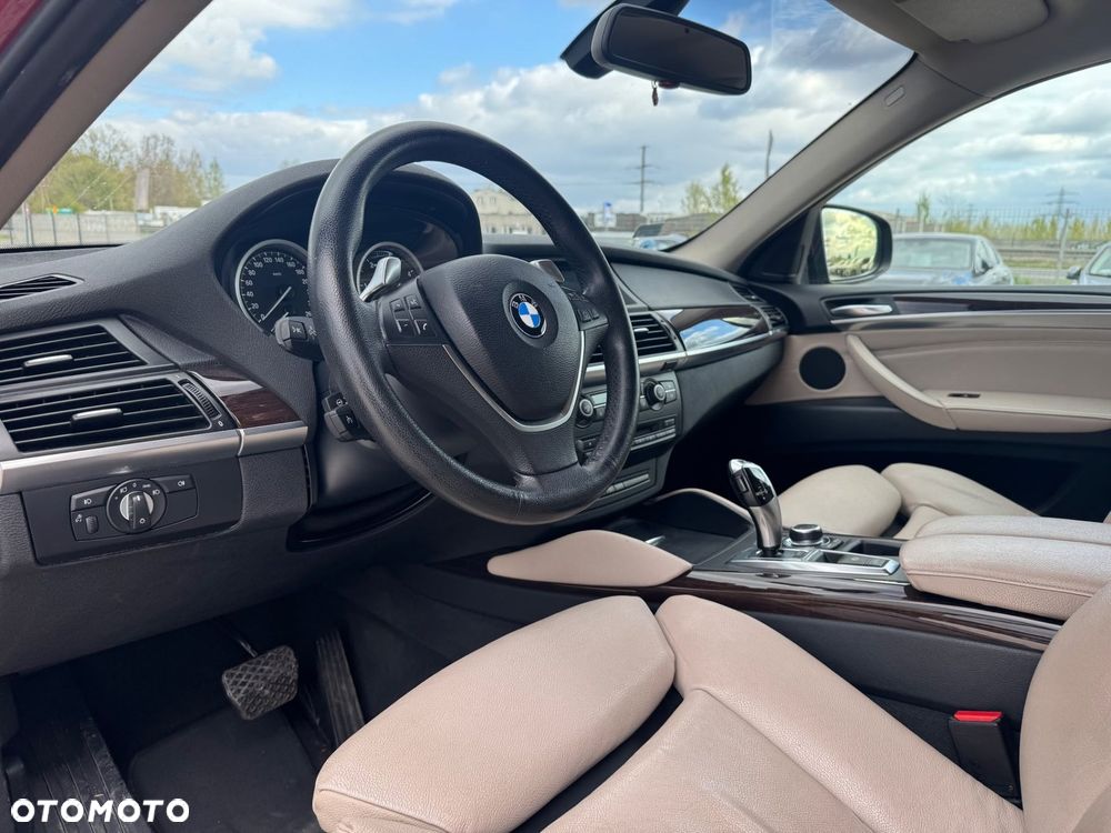 BMW X6 xDrive40d - 10